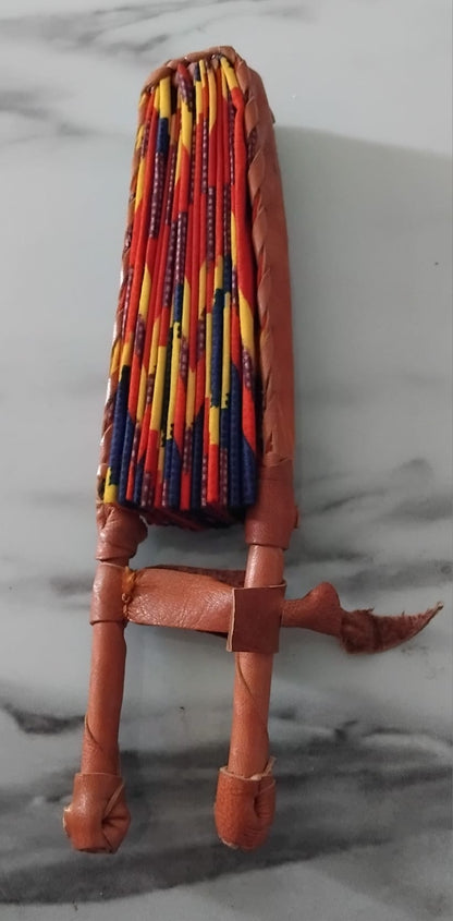 Éventail africain rond · wax artisanal · fait main Côte d'Ivoire · monture similicuir