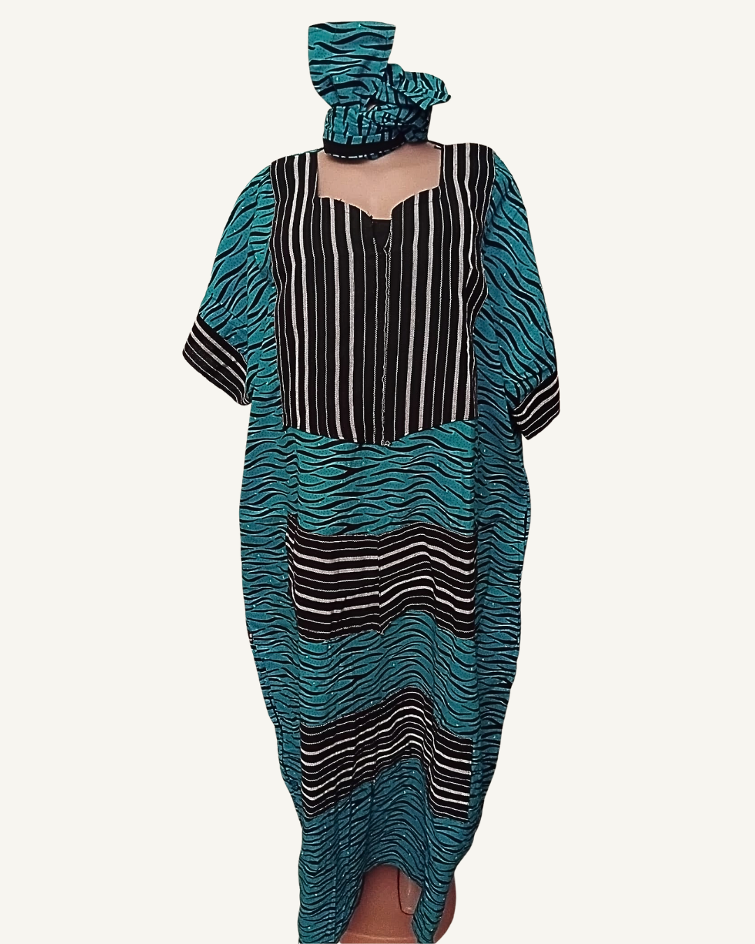 Ensemble 2 pièces Boubou Kaftan + Foulard — Turquoise Vagues Paillettes & Rayures Noir/Blanc · Exemplaire unique