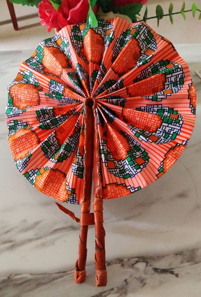 Éventail africain rond · wax artisanal · fait main Côte d'Ivoire · monture similicuir