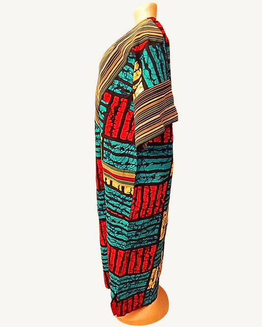 Robe kaftan bimatière batik africain craquelé effet vitrail turquoise rouge doré gland doré poches manches Giwax Boutique