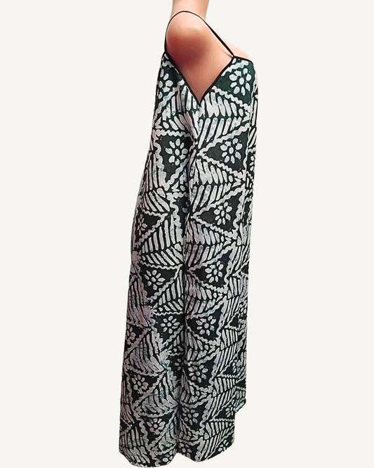 Robe Maxi Batik • Vert forêt & blanc · Bretelles fines · Exemplaire unique